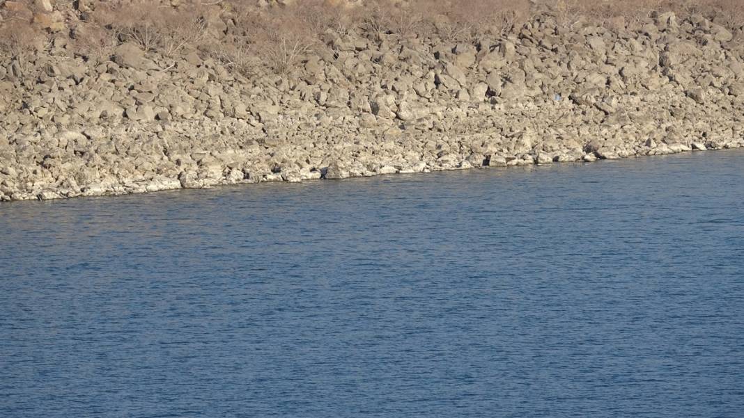 O ilde su yasağı başladı: Ağır cezası var! Barajlar boş kalınca belediye su kullanımına kısıtlama getirdi 13